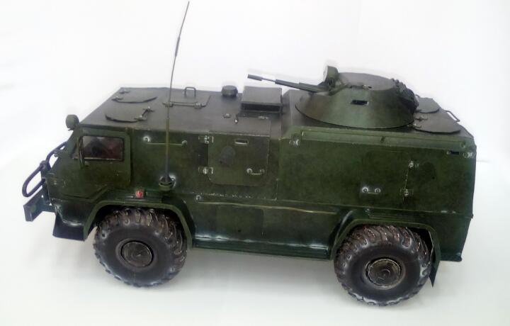 gaz-3937 vodnik 越野装甲车 纸模型